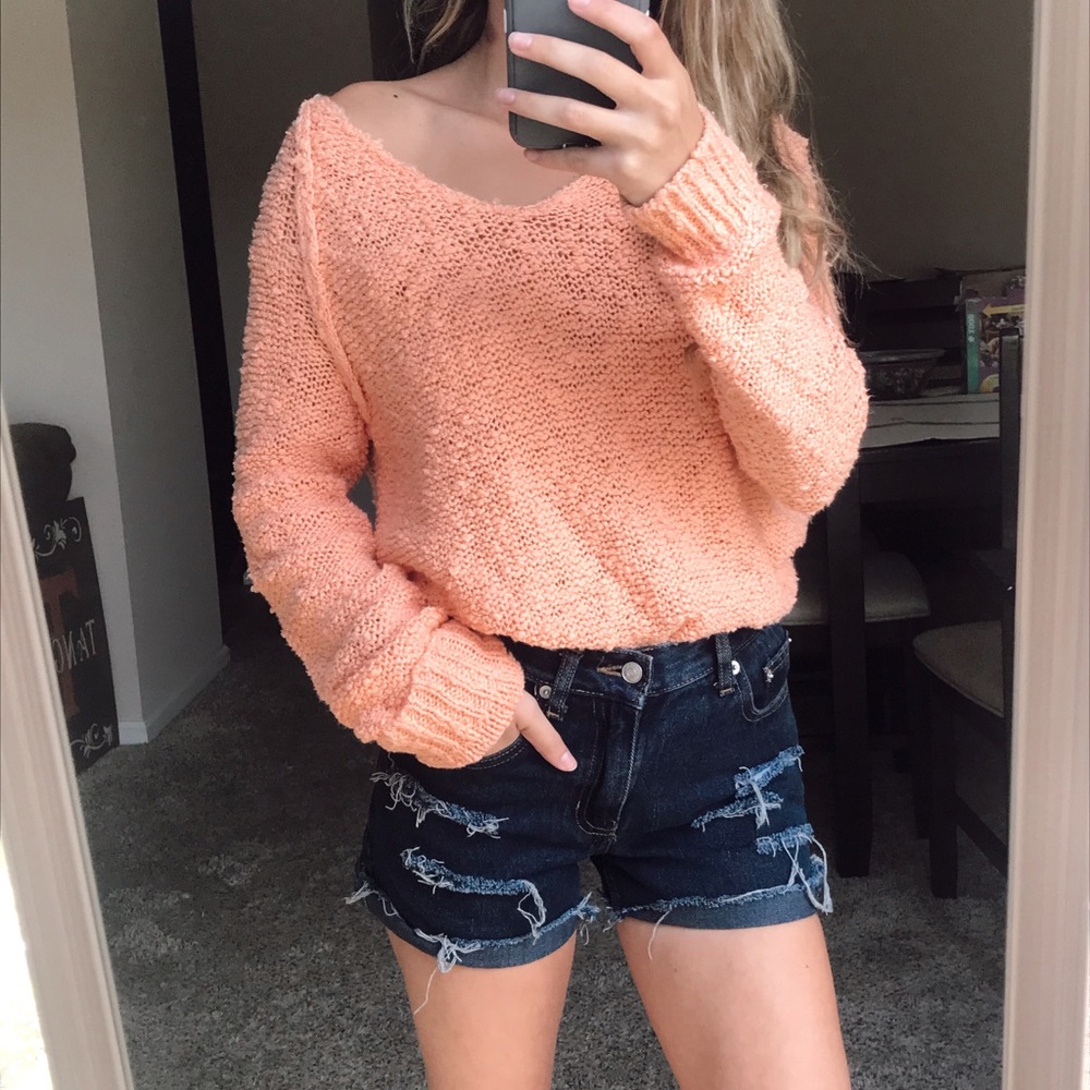 Peach Oversized Sweater Size Small - Picture 2 of 5